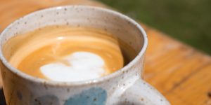 Kaffee in der Kaffeemühle in Ahrenshoop, Fischland-Darß