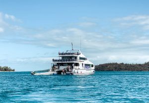 Inselhopping auf Fidschi, Yasawa Flyer